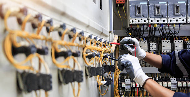 Professional Electrician technician working in Level Plains, AL